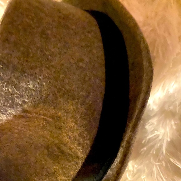 Brim hat - Picture 3 of 4